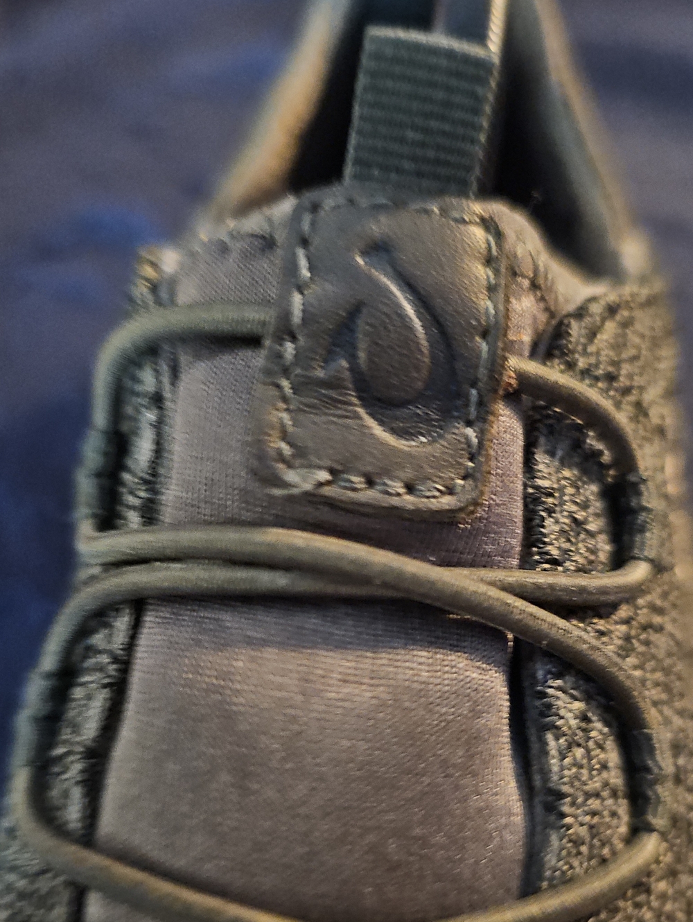 OLUKAI ALAPA LI Men's (US M10.5) Sage green slip-on sneakers - Picture 9 of 16